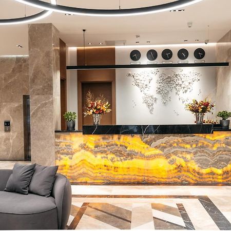 Raavah Aparthotel Almati Kültér fotó