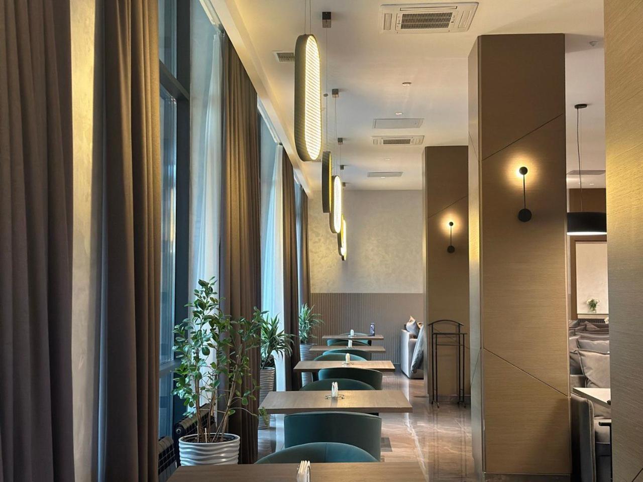 Raavah Aparthotel Almati Kültér fotó